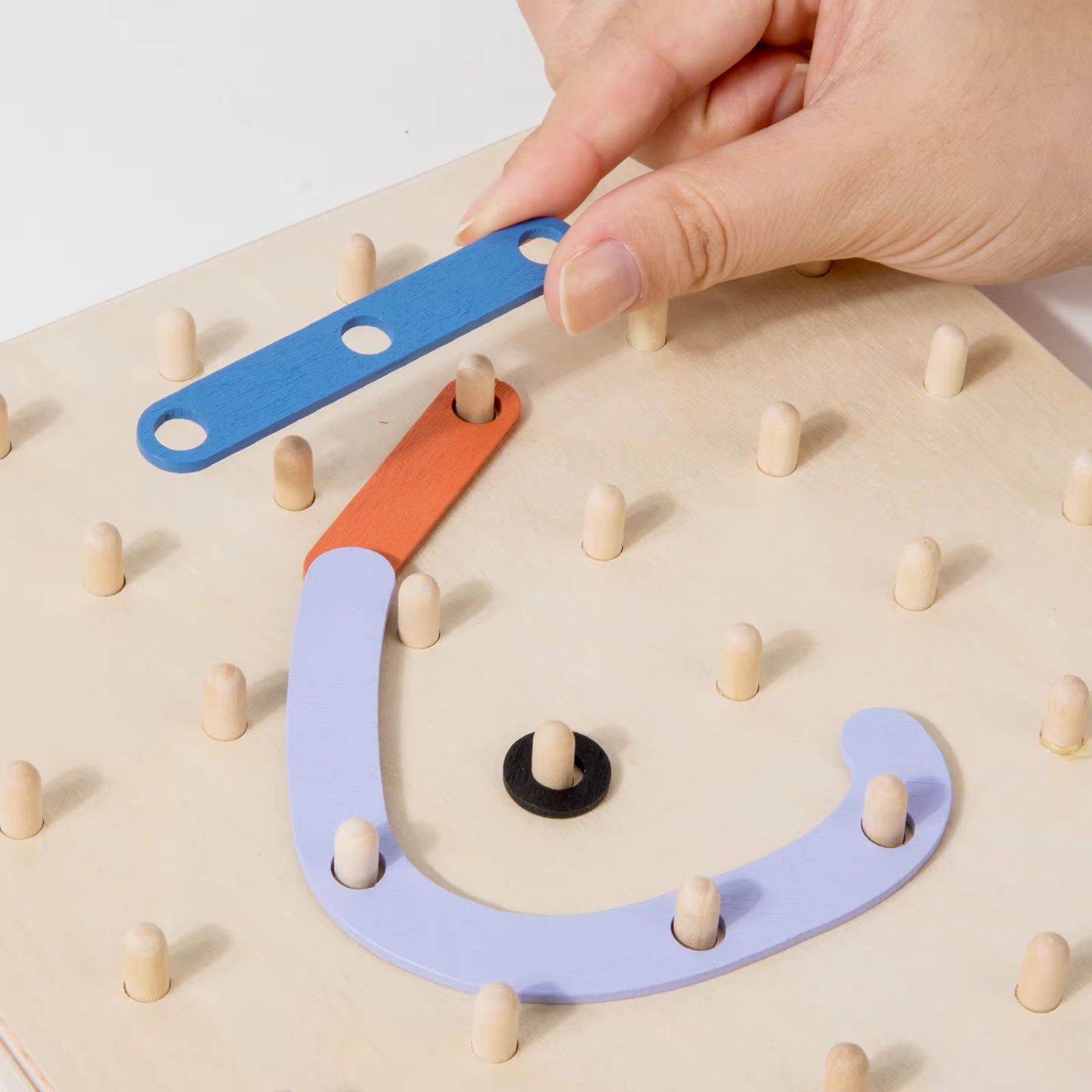 Interactive Arabic Letter Shape Building Board